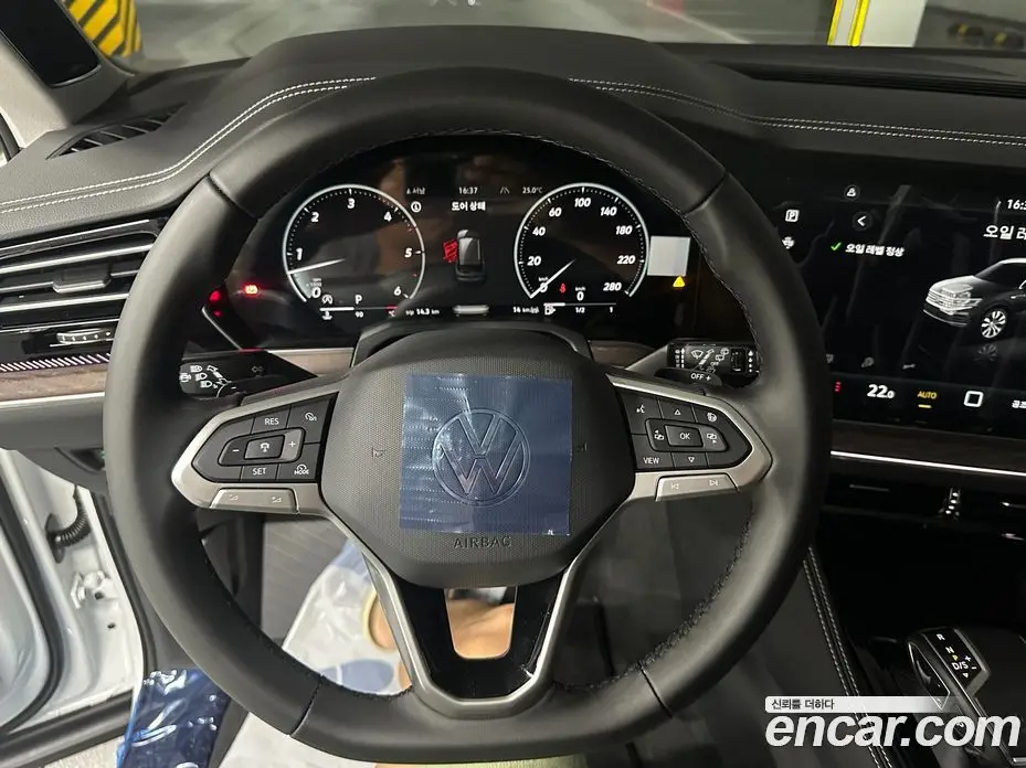 Volkswagen Touareg 2026 3.0 автомат (гидро), фото 12 Volkswagen Touareg 2026 3.0 автомат (гидро), фото 12