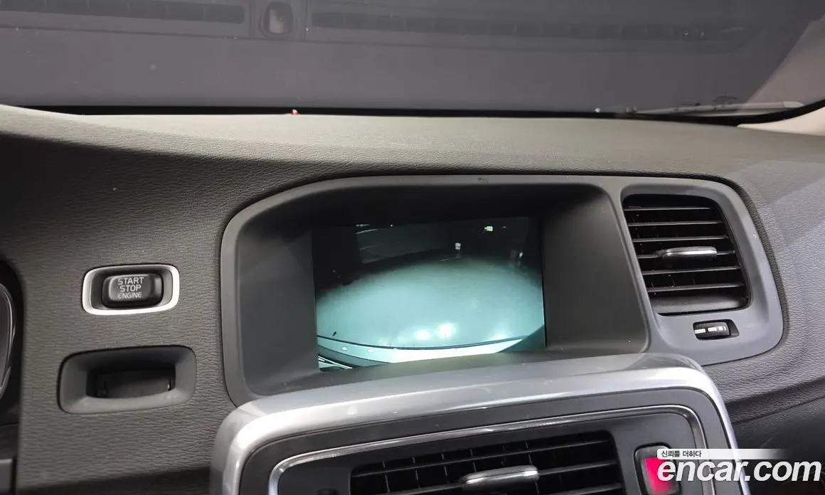 Volvo S60 2016 2.0 автомат (гидро), фото 14 Volvo S60 2016 2.0 автомат (гидро), фото 14