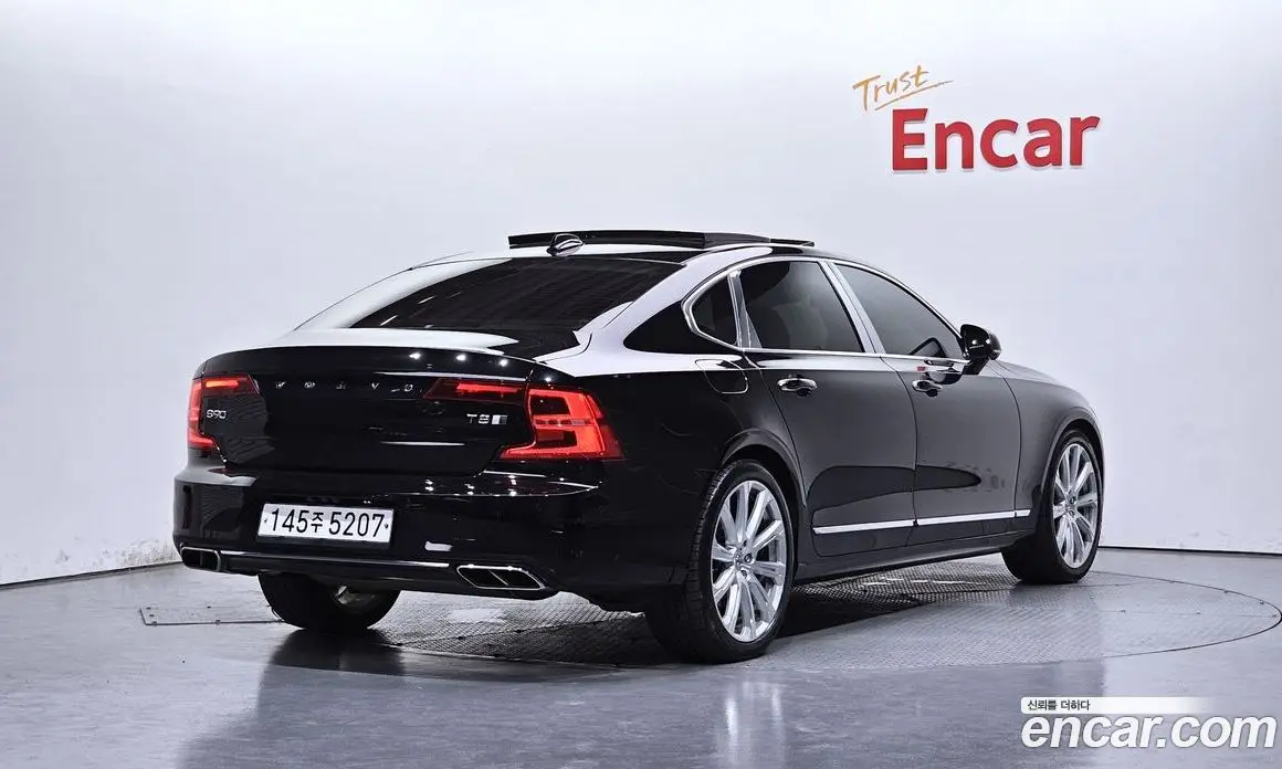 Volvo S90 2020 2.0 автомат (гидро), фото 2 Volvo S90 2020 2.0 автомат (гидро), фото 2