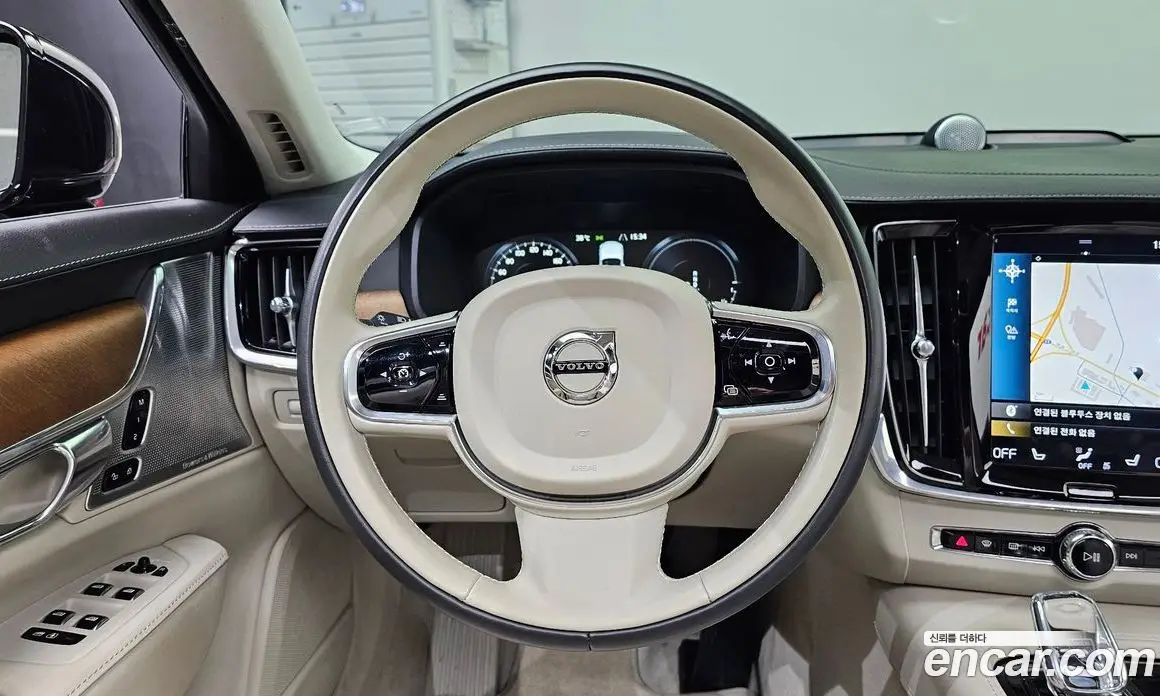 Volvo S90 2020 2.0 автомат (гидро), фото 13 Volvo S90 2020 2.0 автомат (гидро), фото 13