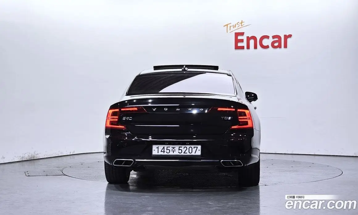 Volvo S90 2020 2.0 автомат (гидро), фото 4 Volvo S90 2020 2.0 автомат (гидро), фото 4