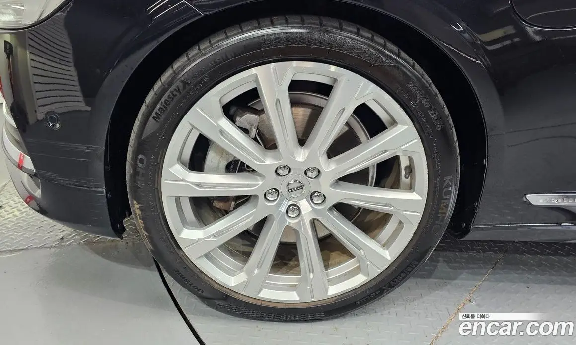 Volvo S90 2020 2.0 автомат (гидро), фото 5 Volvo S90 2020 2.0 автомат (гидро), фото 5