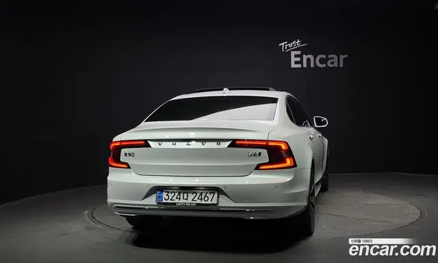 Volvo S90 2023 2.0 автомат (гидро), миниатюра 3 Volvo S90 2023 2.0 автомат (гидро), миниатюра 3