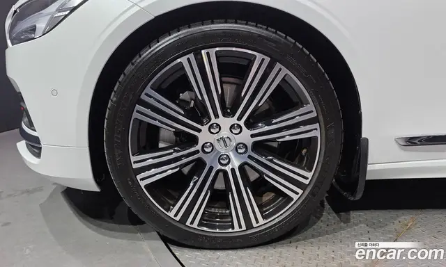 Volvo S90 2023 2.0 автомат (гидро), миниатюра 4 Volvo S90 2023 2.0 автомат (гидро), миниатюра 4