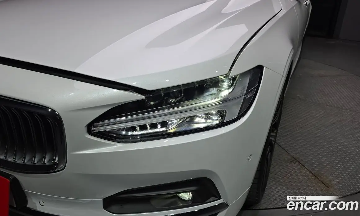 Volvo S90 2023 2.0 автомат (гидро), фото 7 Volvo S90 2023 2.0 автомат (гидро), фото 7