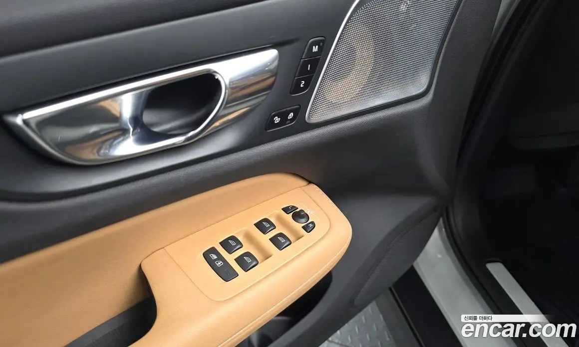 Volvo V60 2020 2.0 автомат (гидро), фото 26 Volvo V60 2020 2.0 автомат (гидро), фото 26