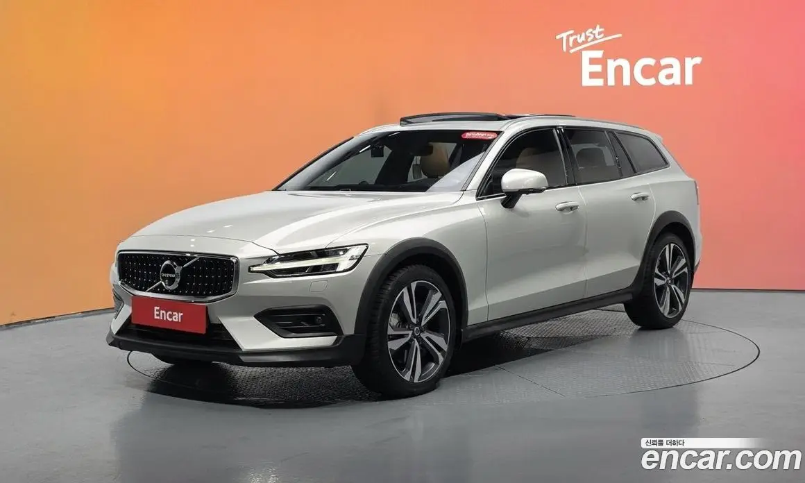Volvo V60 2020 2.0 автомат (гидро), фото 41 Volvo V60 2020 2.0 автомат (гидро), фото 41