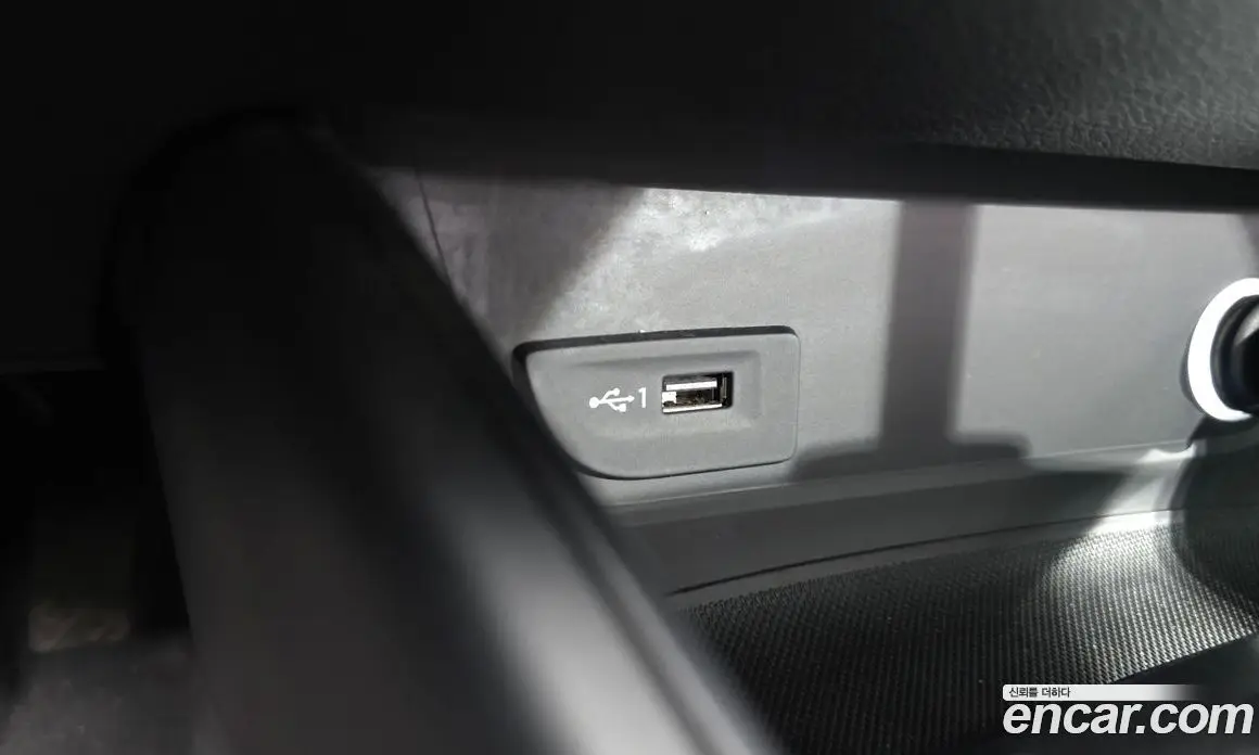 Audi A3 2018 2.0 автомат (гидро), фото 19