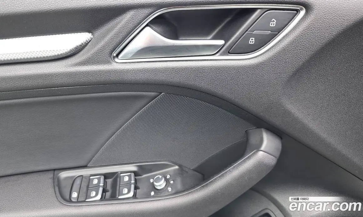 Audi A3 2018 2.0 автомат (гидро), фото 27
