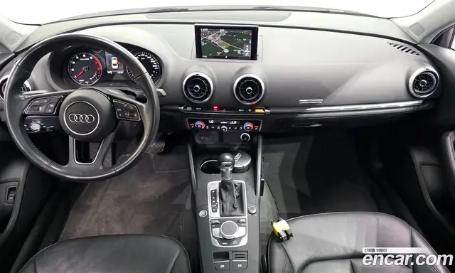 Audi A3 2018 2.0 автомат (гидро), миниатюра 10