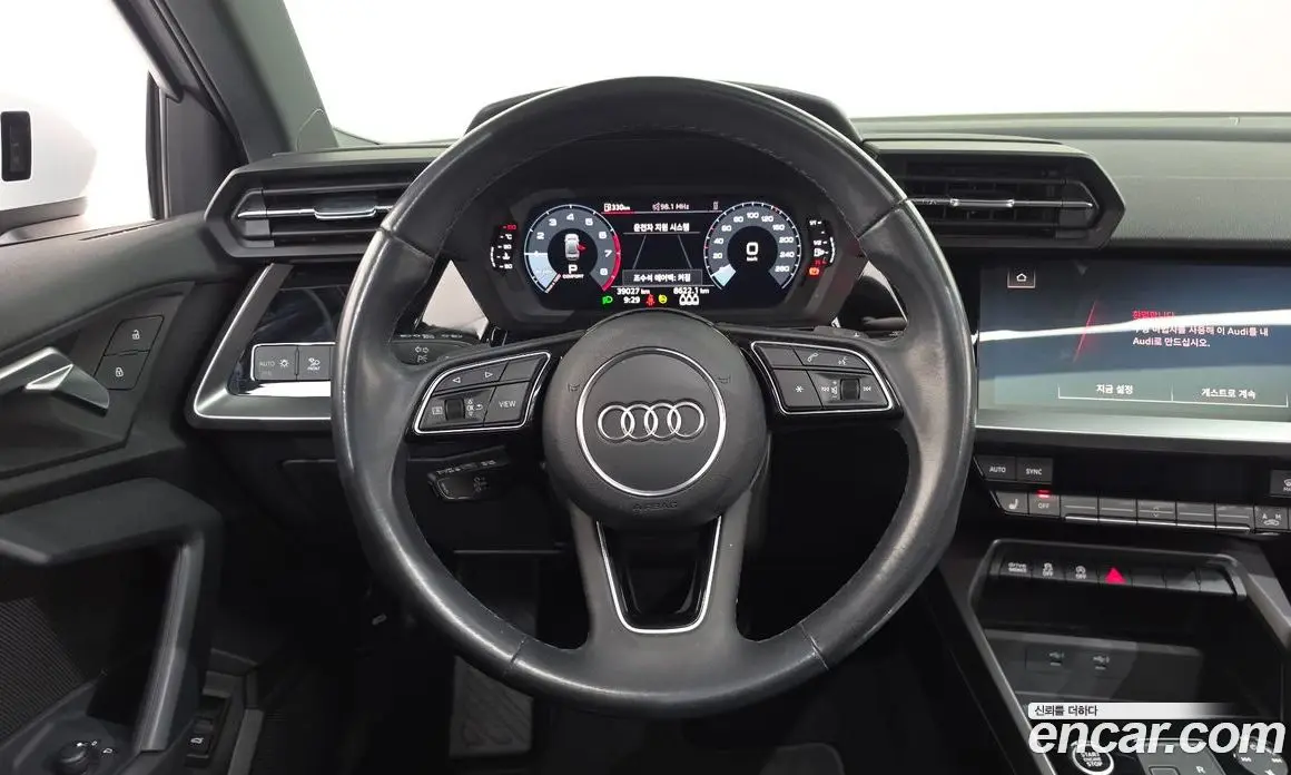 Audi A3 2023 2.0 автомат (гидро), фото 18
