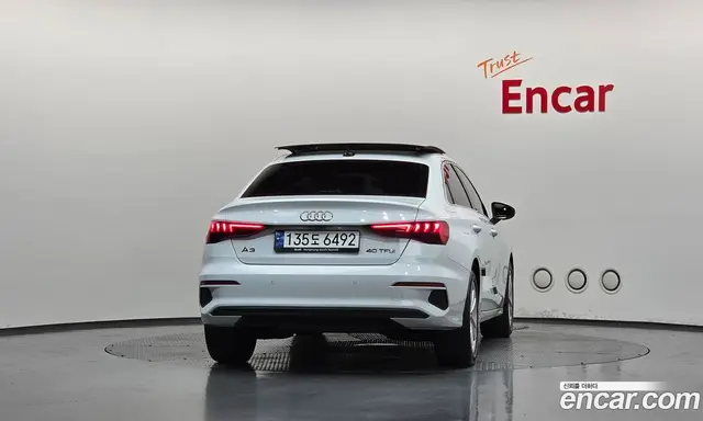 Audi A3 2023 2.0 автомат (гидро), миниатюра 4