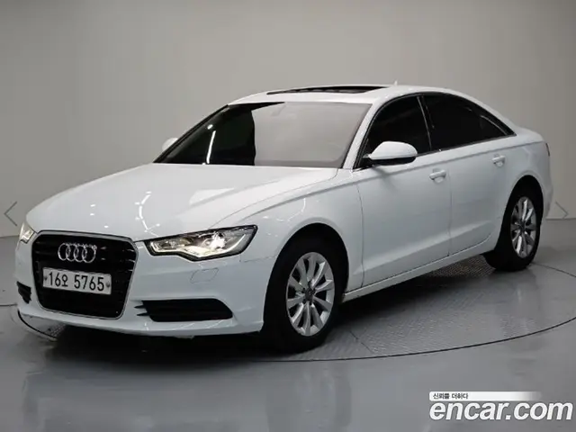 Audi A6 2013 2.0 автомат (гидро), миниатюра 1