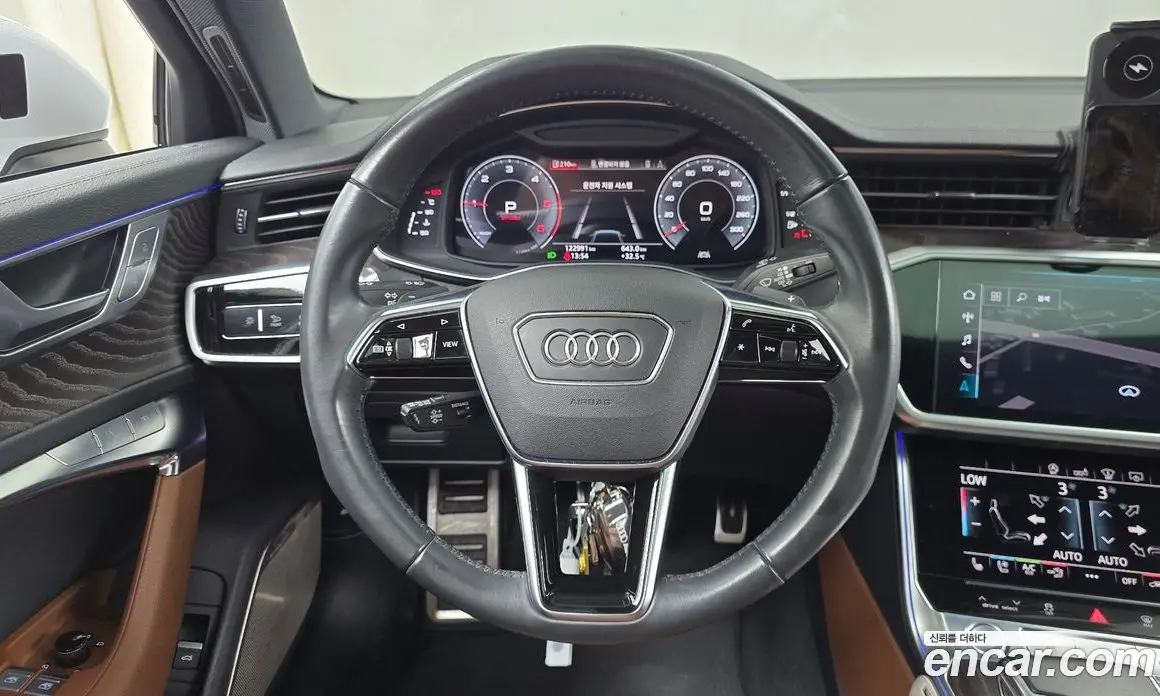 Audi A6 2020 2.0 автомат (гидро), фото 12