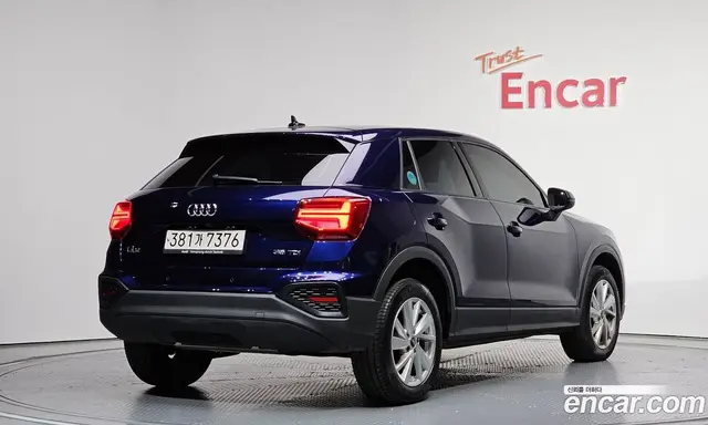 Audi Q2 2023 2.0 автомат (гидро), миниатюра 2