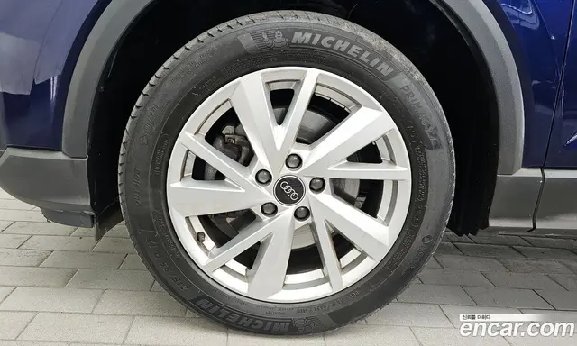 Audi Q2 2023 2.0 автомат (гидро), миниатюра 5