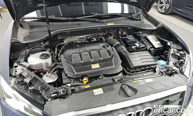 Audi Q2 2023 2.0 автомат (гидро), миниатюра 6