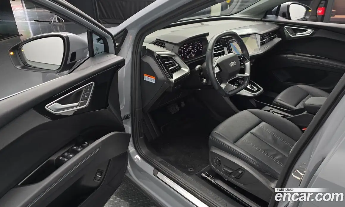Audi Q4 e-tron 2023 0.2 автомат (гидро), фото 12 Audi Q4 e-tron 2023 0.2 автомат (гидро), фото 12