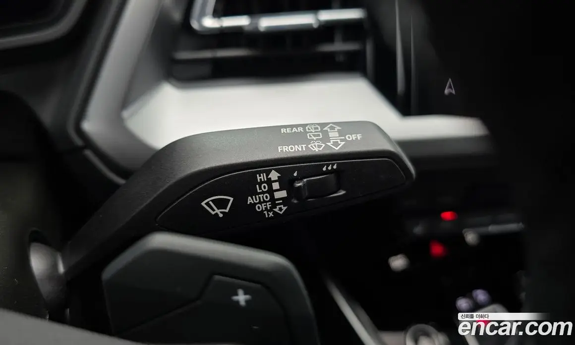 Audi Q4 e-tron 2023 0.2 автомат (гидро), фото 26 Audi Q4 e-tron 2023 0.2 автомат (гидро), фото 26