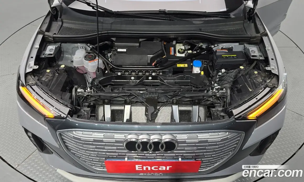 Audi Q4 e-tron 2023 0.2 автомат (гидро), фото 5 Audi Q4 e-tron 2023 0.2 автомат (гидро), фото 5