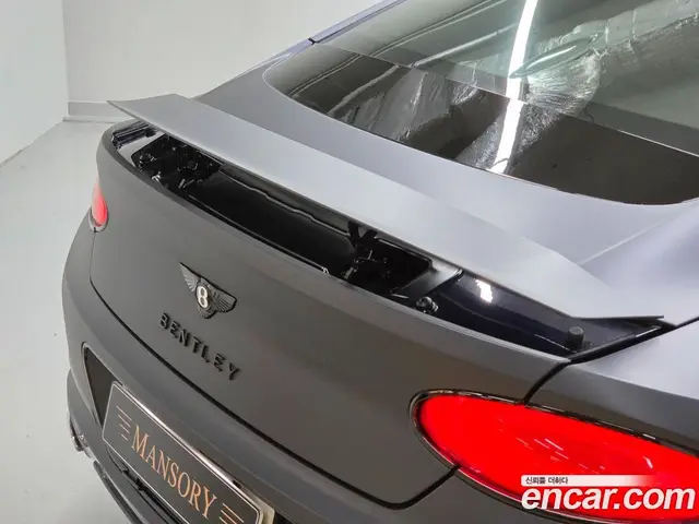 Bentley Continental 2022 4.0 автомат (гидро), миниатюра 11