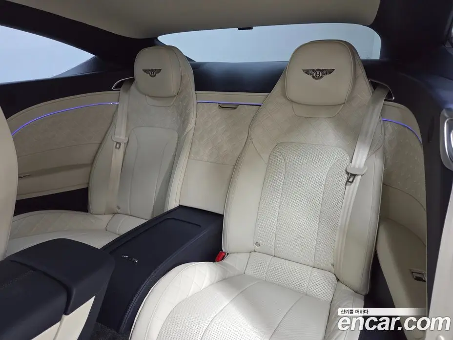 Bentley Continental 2022 4.0 автомат (гидро), фото 15