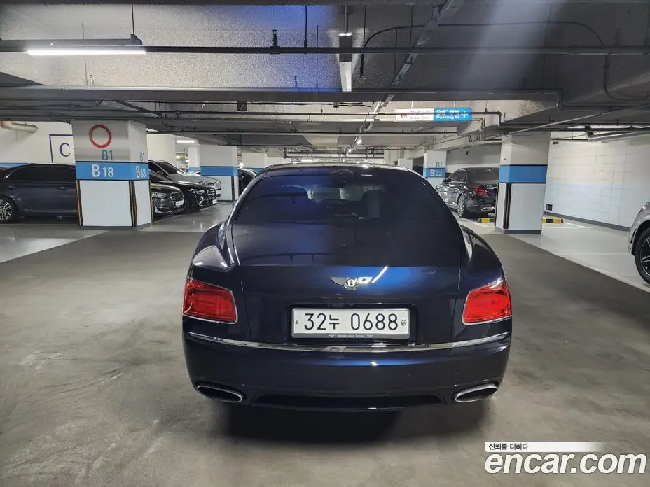 Bentley Flying Spur 2016 6.0 автомат (гидро), фото 4 Bentley Flying Spur 2016 6.0 автомат (гидро), фото 4