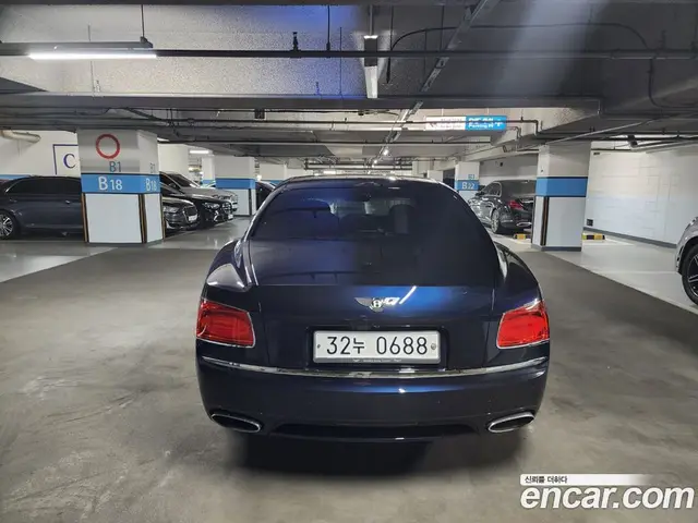 Bentley Flying Spur 2016 6.0 автомат (гидро), миниатюра 4 Bentley Flying Spur 2016 6.0 автомат (гидро), миниатюра 4