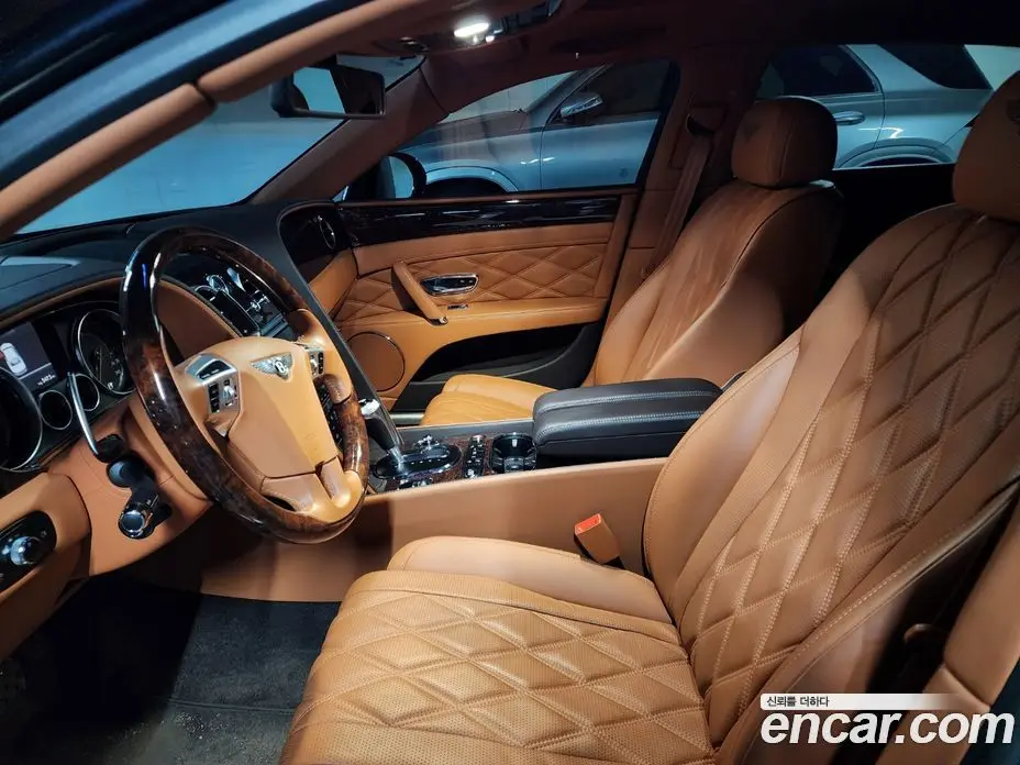 Bentley Flying Spur 2016 6.0 автомат (гидро), фото 7 Bentley Flying Spur 2016 6.0 автомат (гидро), фото 7
