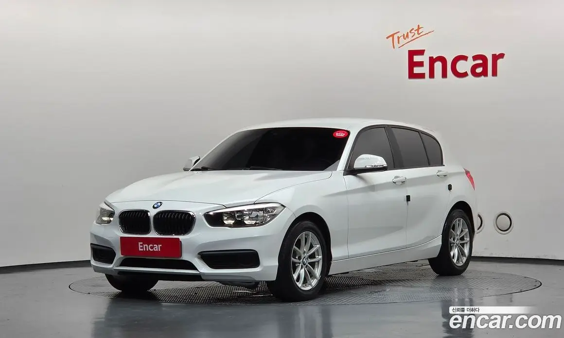 BMW 1 серия 2017 2.0 автомат (гидро), фото 1 BMW 1 серия 2017 2.0 автомат (гидро), фото 1