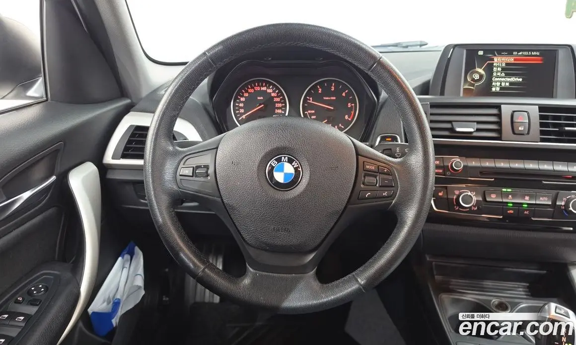BMW 1 серия 2017 2.0 автомат (гидро), фото 13 BMW 1 серия 2017 2.0 автомат (гидро), фото 13