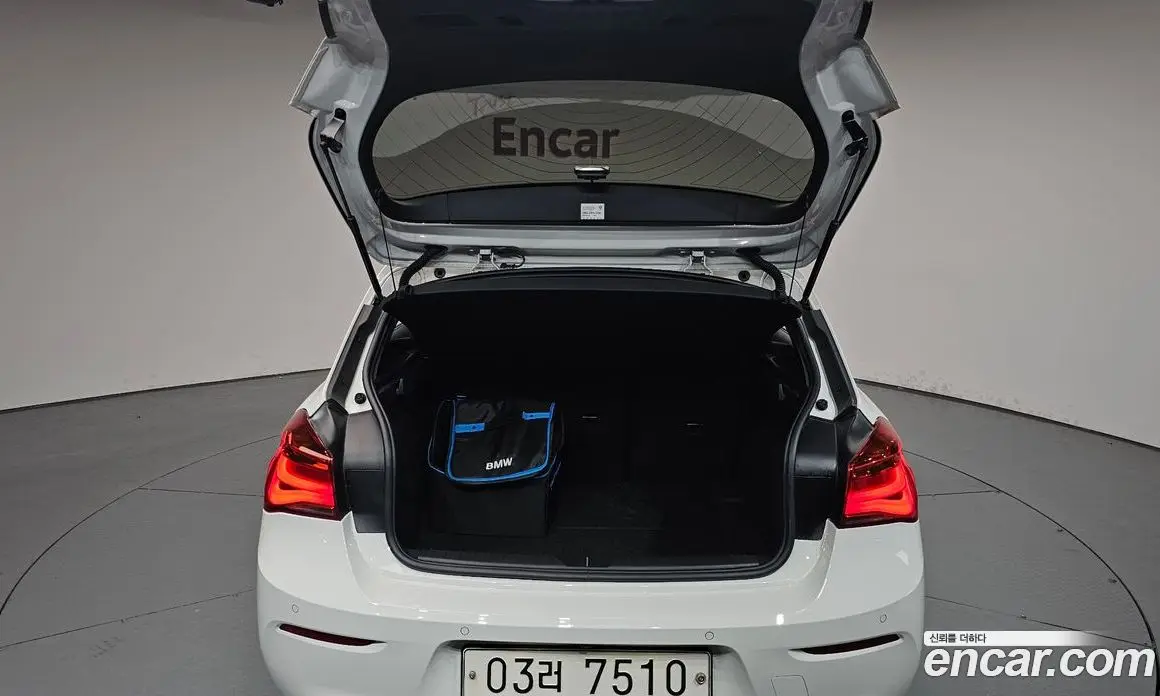 BMW 1 серия 2019 2.0 автомат (гидро), фото 25 BMW 1 серия 2019 2.0 автомат (гидро), фото 25