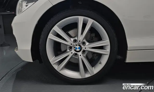 BMW 1 серия 2019 2.0 автомат (гидро), миниатюра 4 BMW 1 серия 2019 2.0 автомат (гидро), миниатюра 4