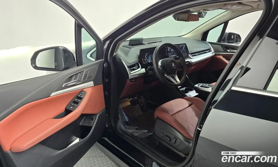 BMW 2 серия 2026 2.0 автомат (гидро), фото 13