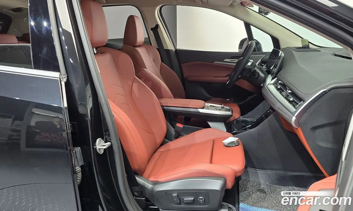 BMW 2 серия 2026 2.0 автомат (гидро), фото 16
