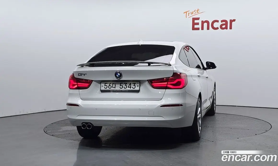 BMW 3 серия 2017 2.0 автомат (гидро), фото 4