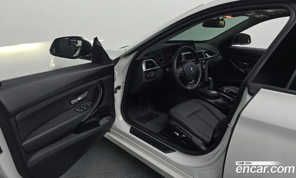 BMW 3 серия 2017 2.0 автомат (гидро), фото 10
