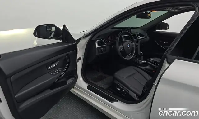 BMW 3 серия 2017 2.0 автомат (гидро), миниатюра 10