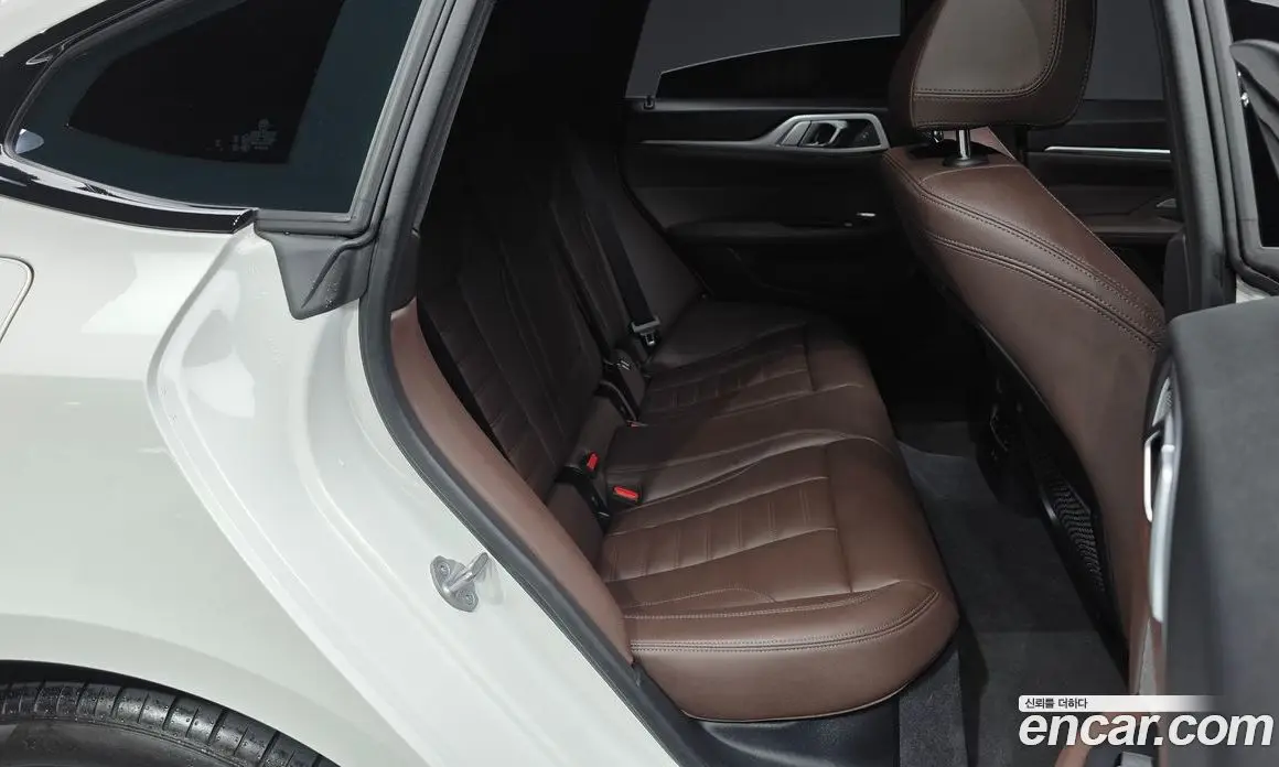 BMW 4 серия 2024 2.0 автомат (гидро), фото 12