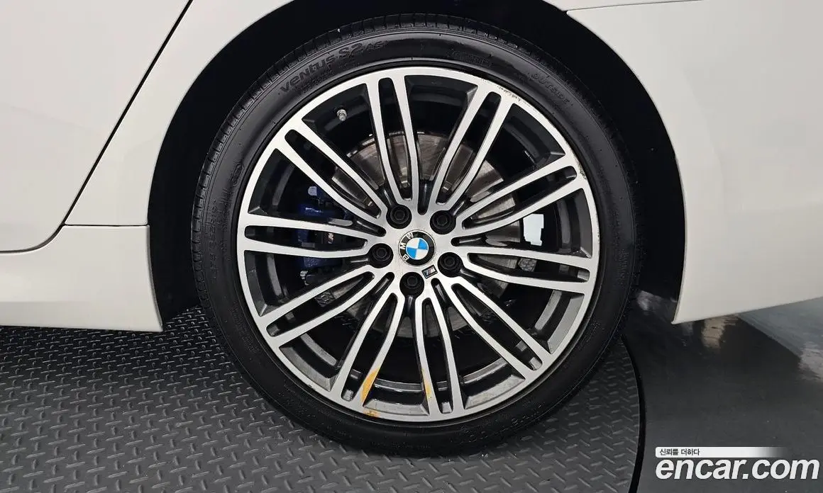 BMW 5 серия 2019 2.0 автомат (гидро), фото 7 BMW 5 серия 2019 2.0 автомат (гидро), фото 7