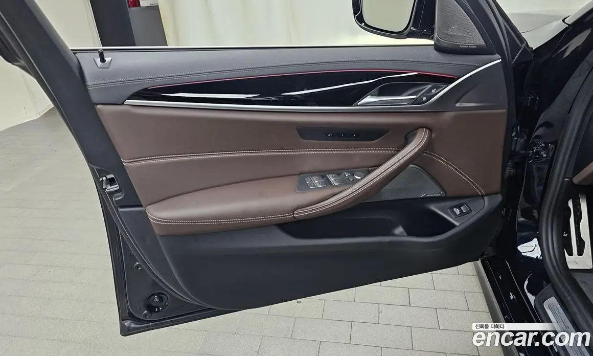 BMW 5 серия 2023 2.0 автомат (гидро), фото 14 BMW 5 серия 2023 2.0 автомат (гидро), фото 14