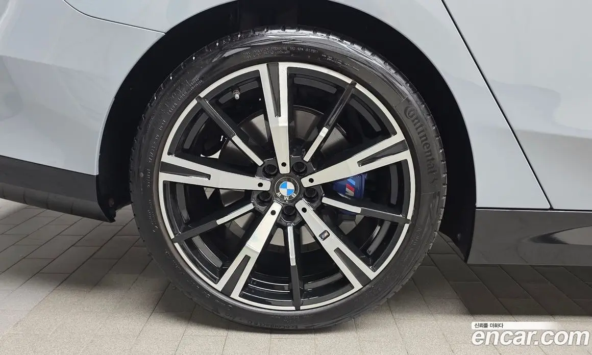 BMW 5 серия 2024 2.0 автомат (гидро), фото 4 BMW 5 серия 2024 2.0 автомат (гидро), фото 4