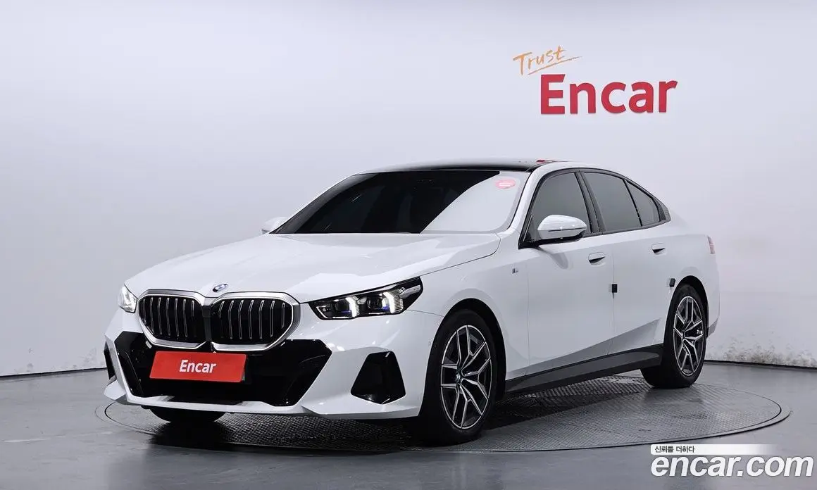 BMW 5 серия 2024 2.0 автомат (гидро), фото 1 BMW 5 серия 2024 2.0 автомат (гидро), фото 1