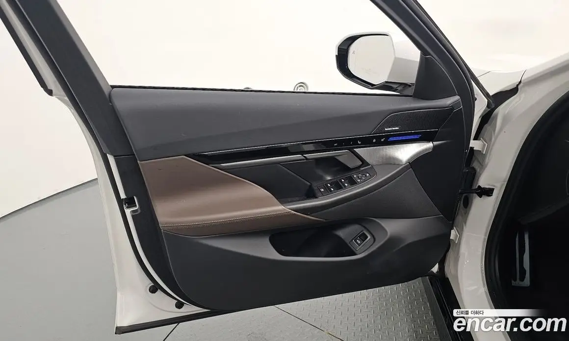 BMW 5 серия 2024 2.0 автомат (гидро), фото 14 BMW 5 серия 2024 2.0 автомат (гидро), фото 14