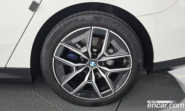 BMW 5 серия 2024 2.0 автомат (гидро), миниатюра 7 BMW 5 серия 2024 2.0 автомат (гидро), миниатюра 7