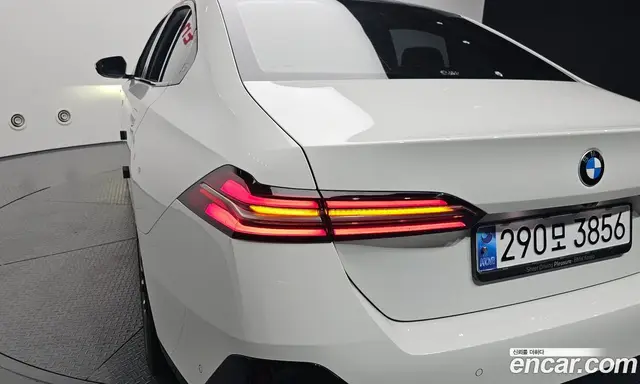 BMW 5 серия 2024 2.0 автомат (гидро), миниатюра 9 BMW 5 серия 2024 2.0 автомат (гидро), миниатюра 9