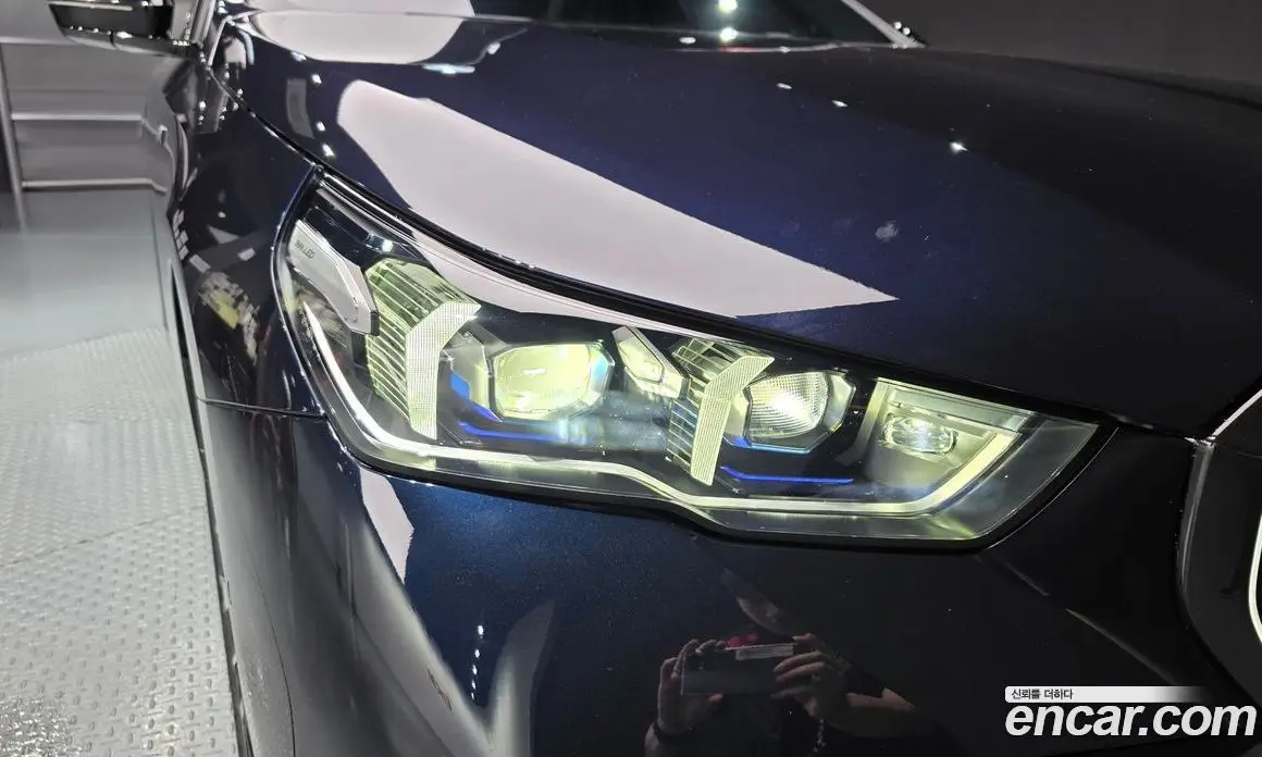 BMW 5 серия 2025 2.0 автомат (гидро), фото 8 BMW 5 серия 2025 2.0 автомат (гидро), фото 8