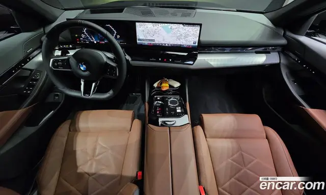 BMW 5 серия 2025 2.0 автомат (гидро), миниатюра 10 BMW 5 серия 2025 2.0 автомат (гидро), миниатюра 10