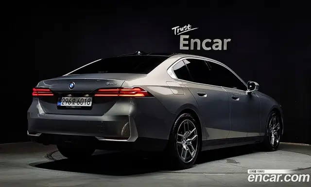 BMW 5 серия 2025 2.0 автомат (гидро), миниатюра 2