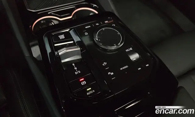 BMW 5 серия 2025 2.0 автомат (гидро), миниатюра 12